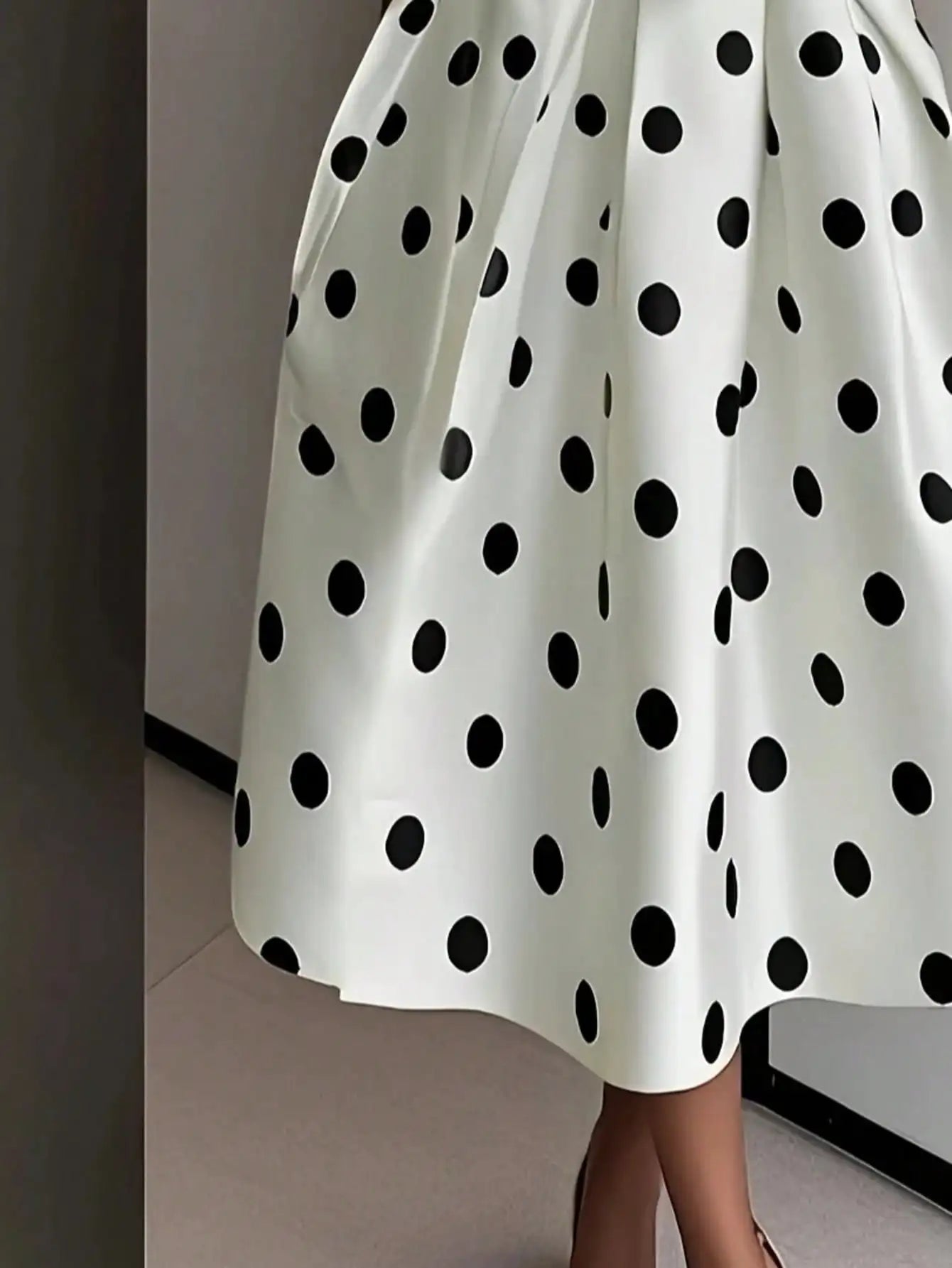 Women's V-Neck Polka Dot Sleeveless Wrap Dress With Waist Tie