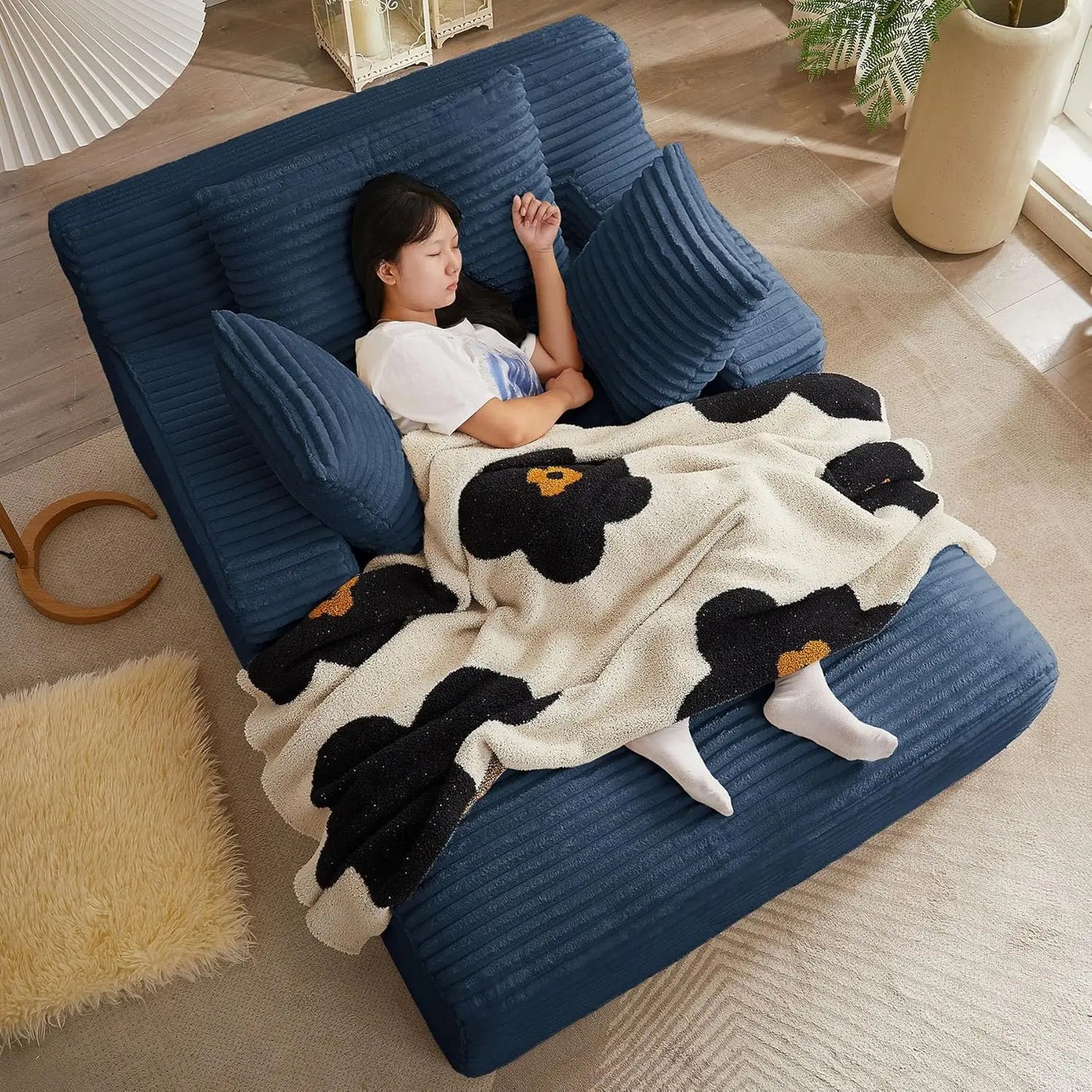 Chaise Lounge Chair With 3 Pillows