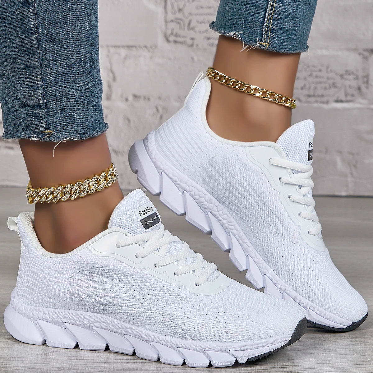 Women Orthopedic Walking Shoes Lace Up Cushioned Insole