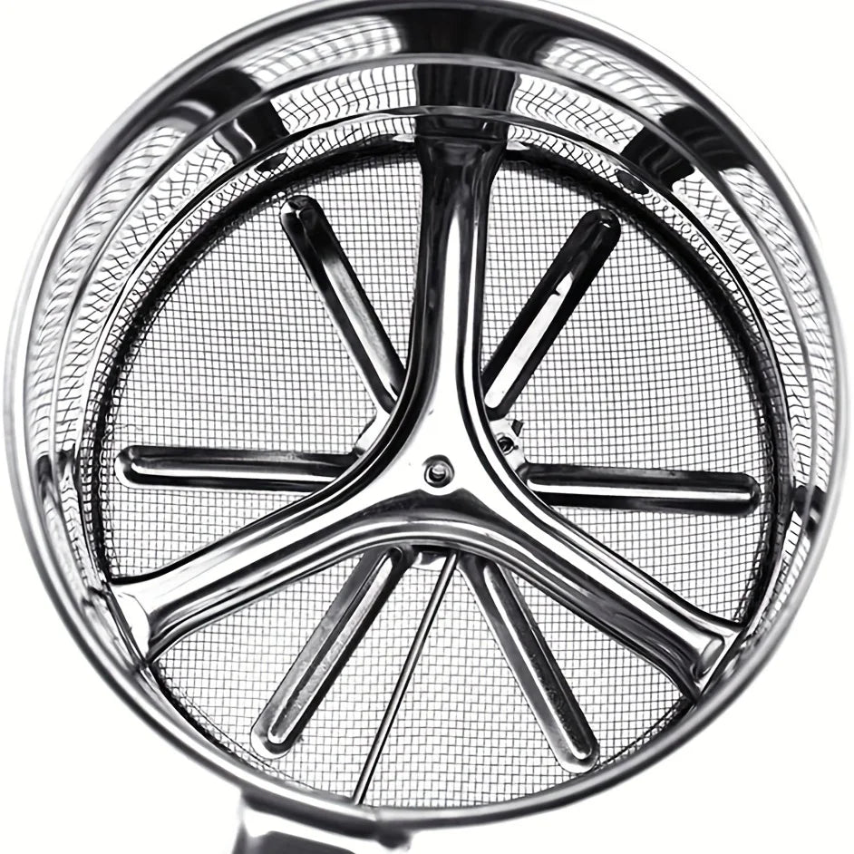 Stainless Steel Flour Sieve With Handle For Baking